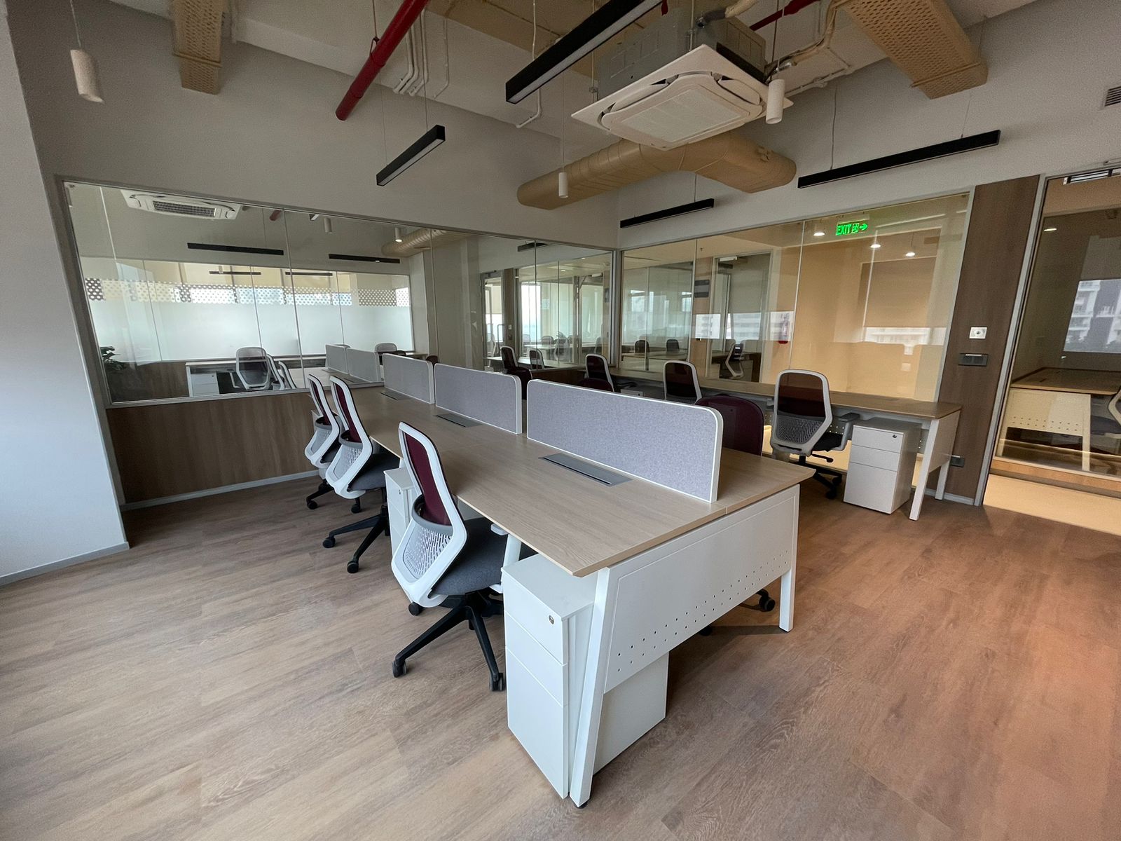 Office interior designers in gurugram